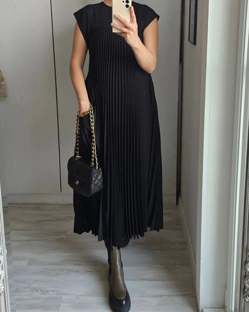 Joline- Timeless and Comfortable Dress
