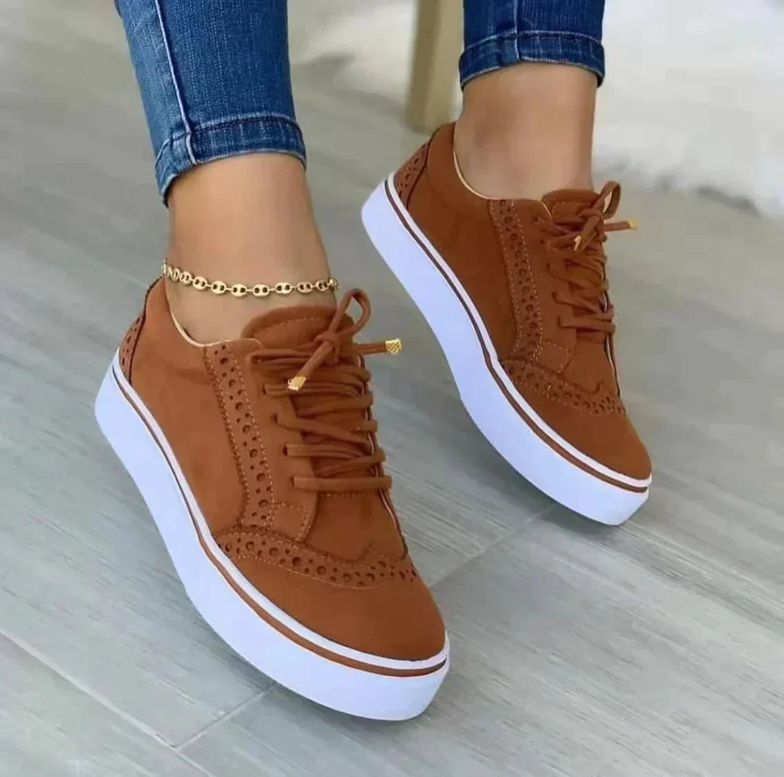 Emma™ - Chic Orthopedic Sneakers